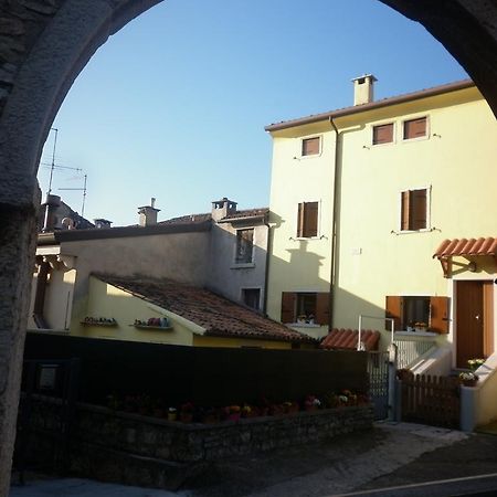 شقة SantʼAmbrogio di Valpolicella  في La Piccola Mimosa المظهر الخارجي الصورة